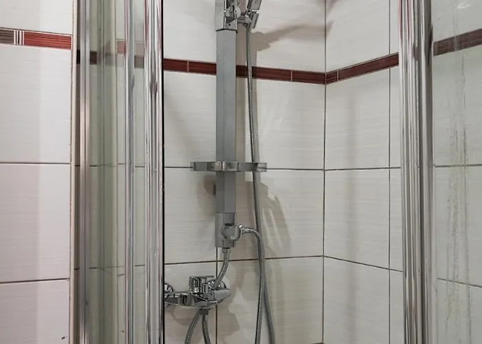 Spacious, Central, Free Parking *