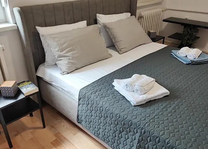 Spacious, Central, Free Parking *